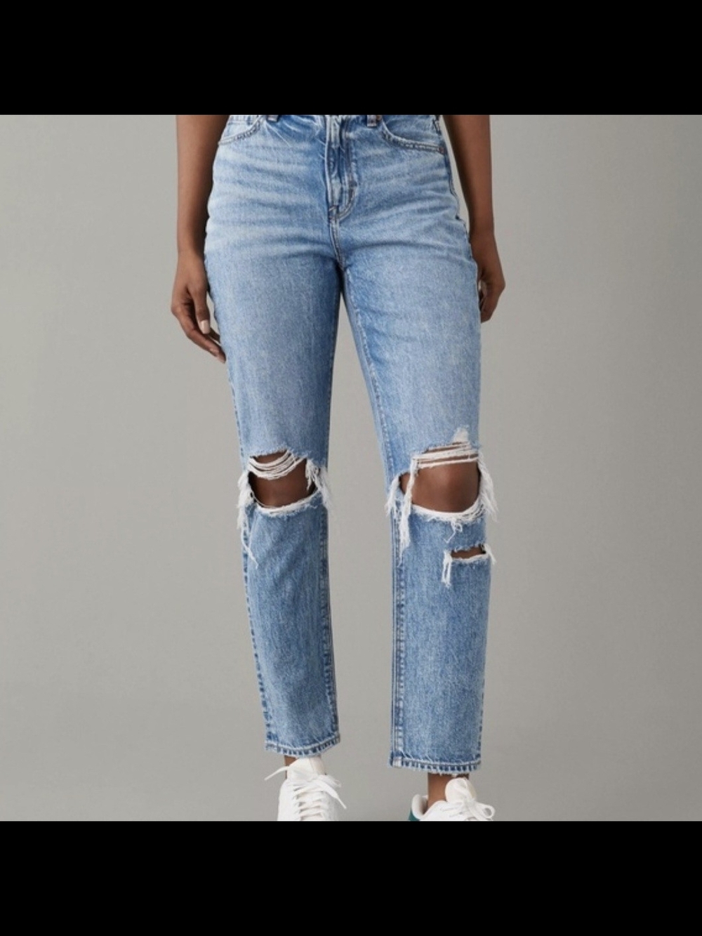 American Eagle Strigid Mom Jeans Size 8/29